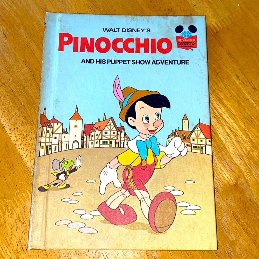 Vintage 1973 Walt Disney’s Pinocchio book